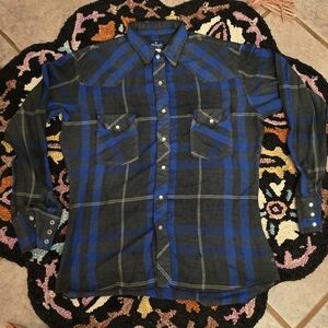 🔥Vintage Wrangler Blue and Black Checkered Men's Shirt🔥